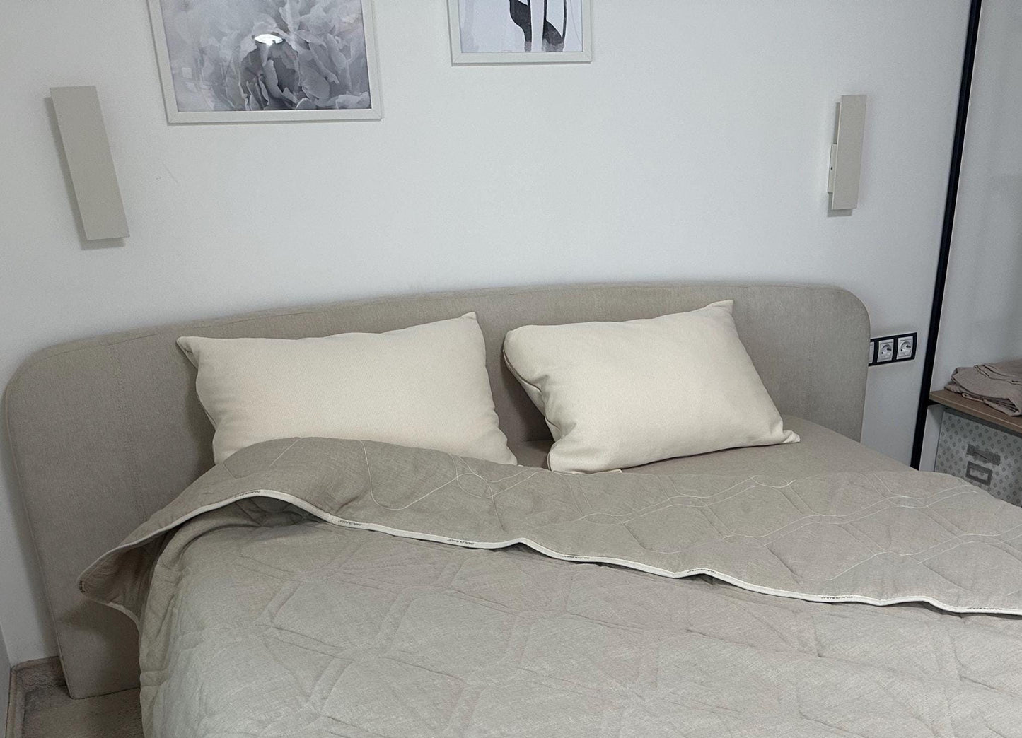 Organic cotton pillow with kapok filling