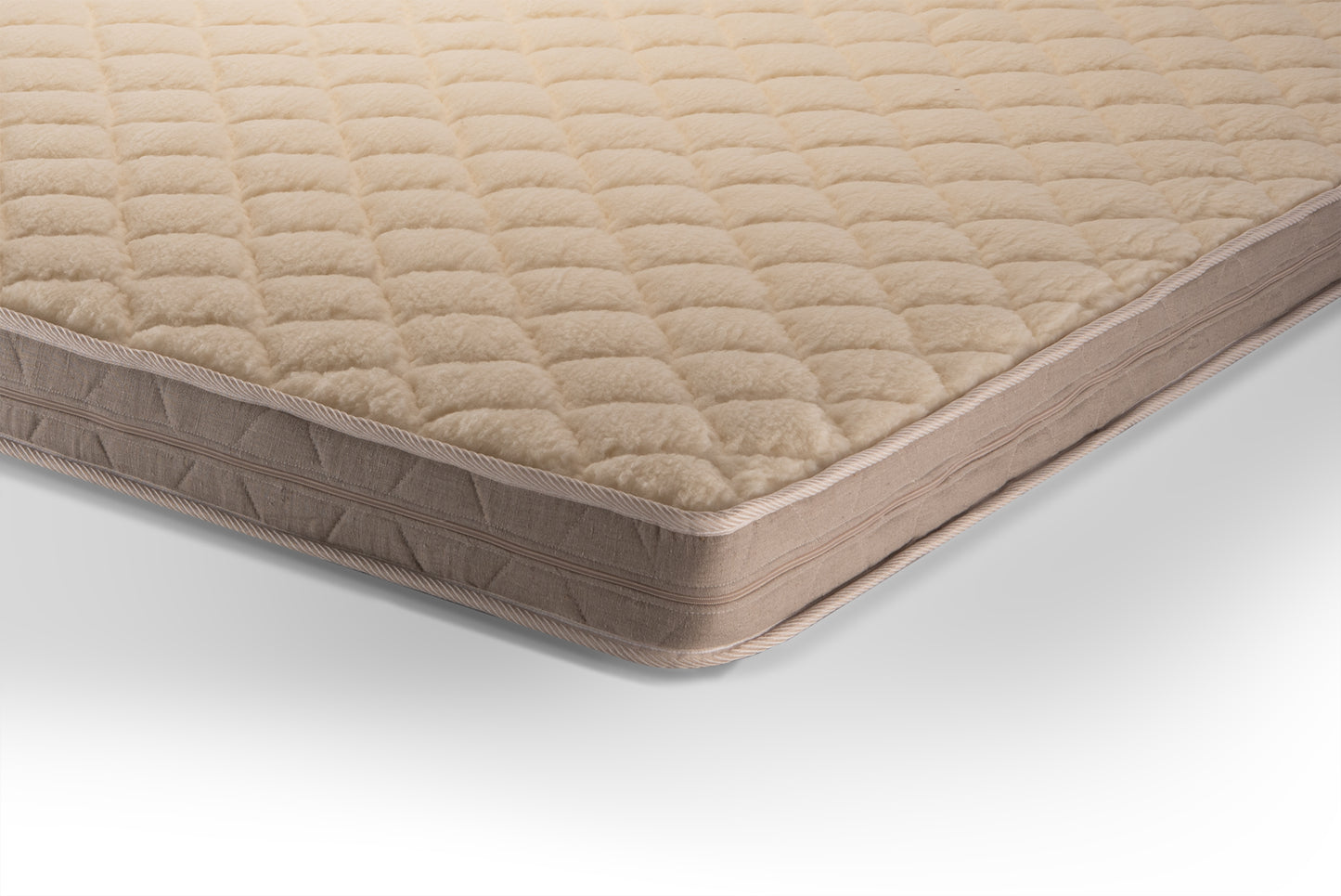 The Woolland  Linen and Wool Topper mattress