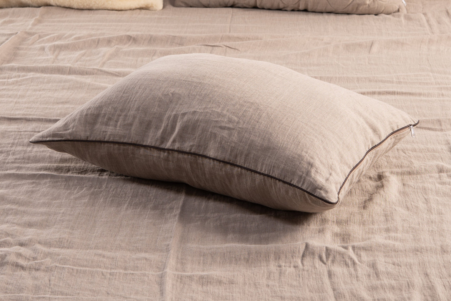 Natural linen pillow